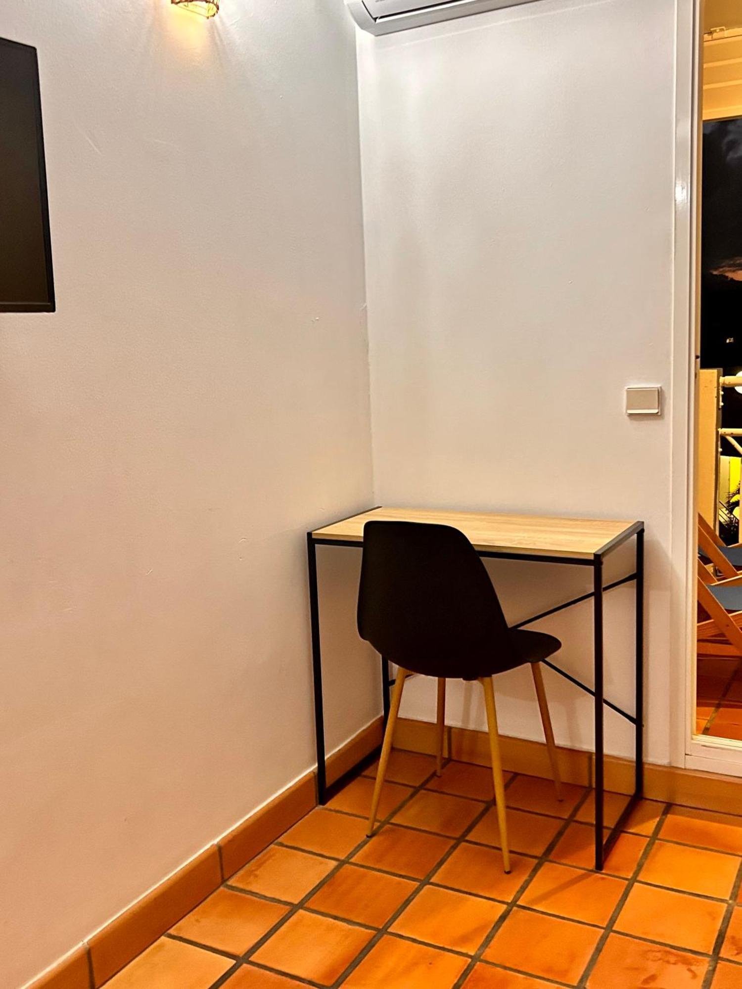 Charmant Studio A La Residence De La Baie De Tartane La Trinité Exteriör bild
